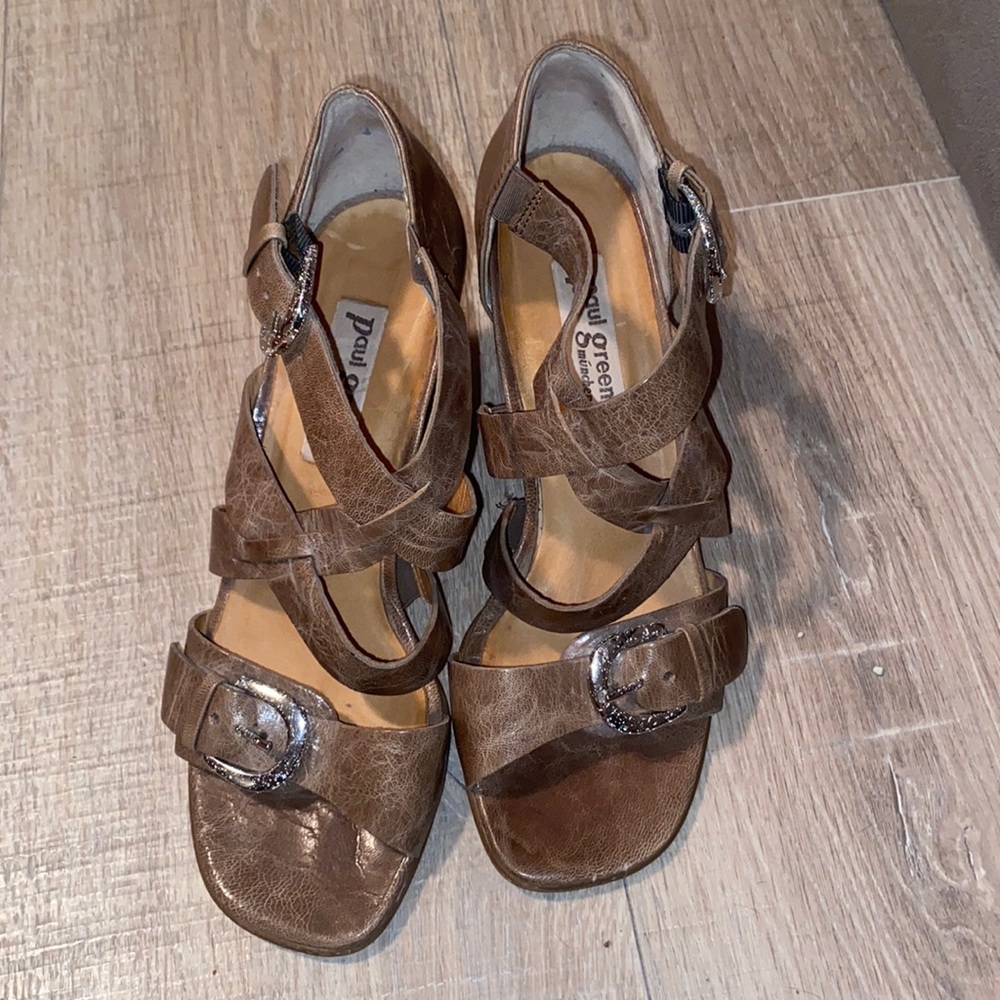 Paul Green Strappy Taupe Buckled Heels | 5.5